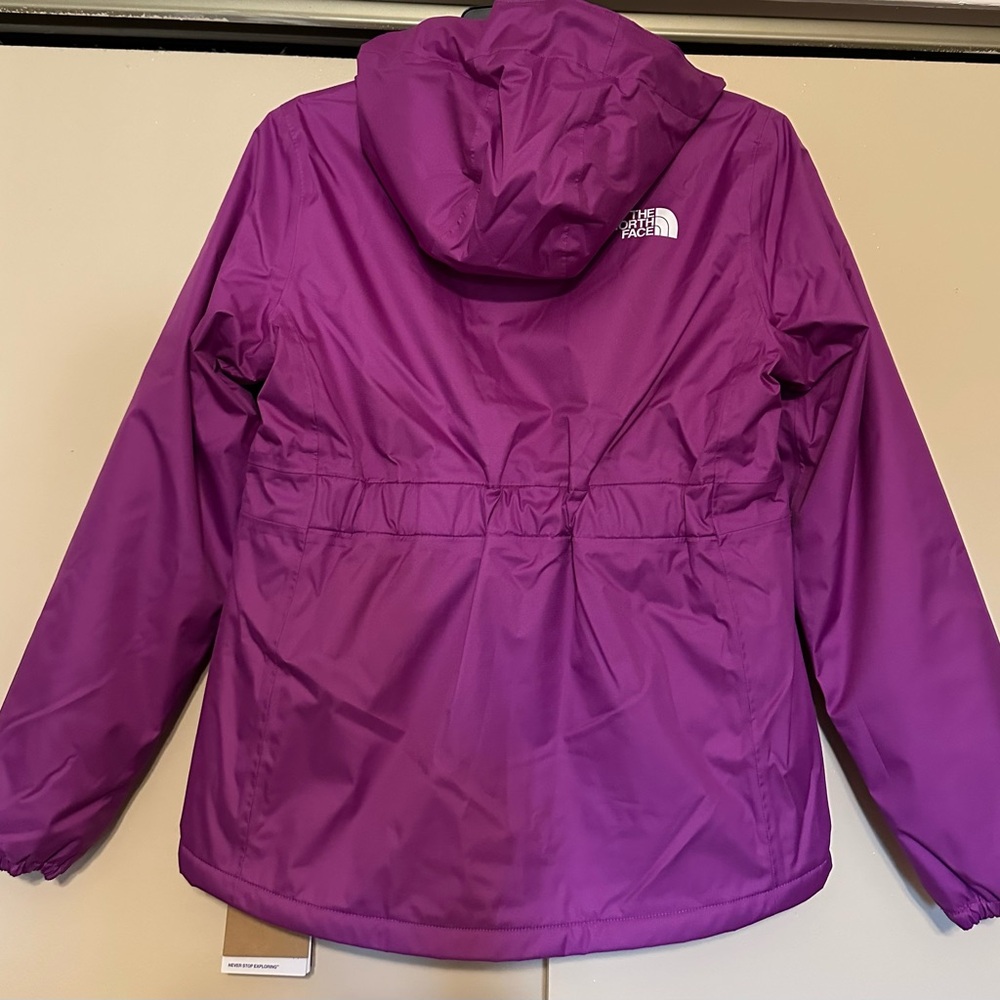 The North Face Big Girls'  Size XL Hooded Purple Rain Jacket. - Picture 8 of 10